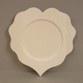 Scalloped Heart Plate